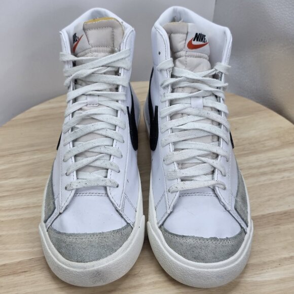 Nike Blazer Mid '77 women's Size 8.5 White Black Sail Sneakers Shoes BQ6806-100 - Picture 4 of 9